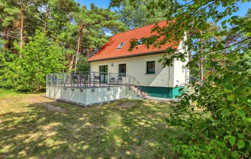 Beautiful Apartment In Altenkirchen With Wifi