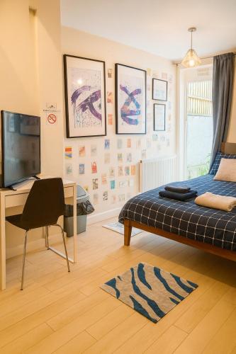 Easy Access to Central London-Private Ensuite & Terrace, London (photo 5)
