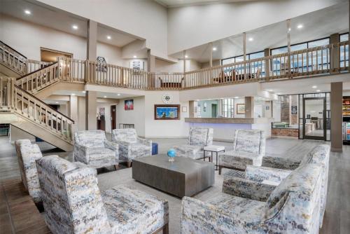 . SureStay Plus Hotel by Best Western Greenwood