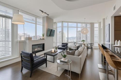 Luxury Downtown Escape 2 Bedrooms on Granville