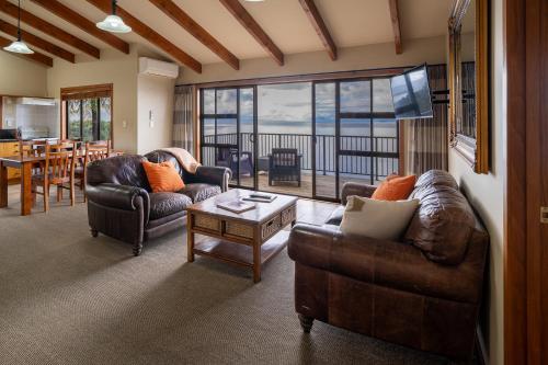 Oreti Collection - By Vacations in Paradise in Turangi