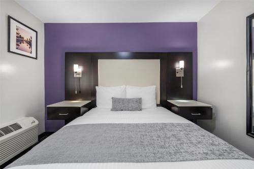 SureStay Hotel by Best Western Beverly Hills West LA - image 13