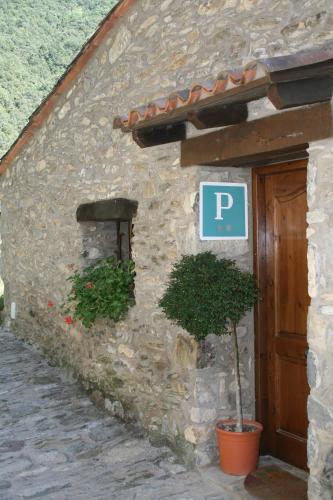 Hostal El Forn - image 13