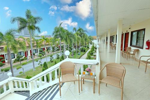 Balcony/terrace, Thai Garden Resort Pattaya in North Pattaya