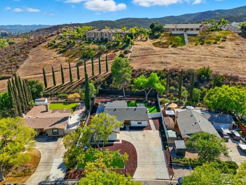 Xlnc Exotic Home Witt Rd Poway in Poway