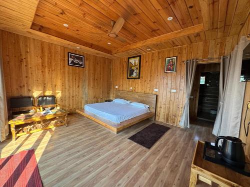 1 queen bed