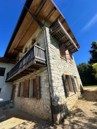 La finestra sul grappa in Seren Del Grappa
