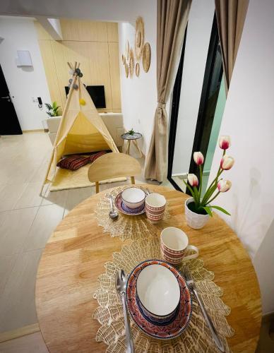 Netflix-Seaview-SunsetView-PuteriBeach-Mutiara Beach Resort Melaka in Tanjung Kling