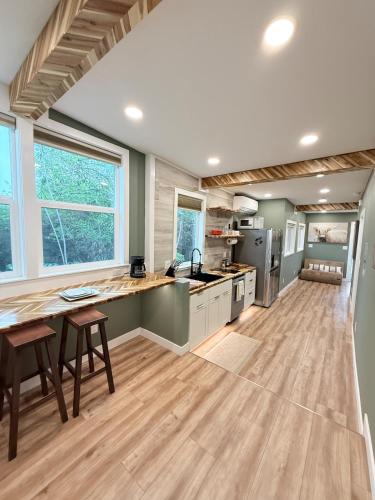 . A-Treat-Retreat with AC,Laundry,Patio