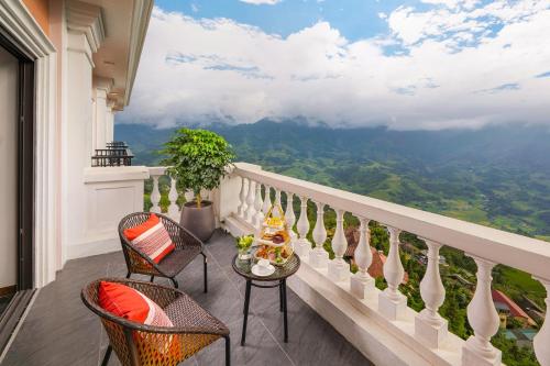 Surrounding environment, DeLaMont Sapa Hotel - Hill Serenity Retreat  in Lao Chải Tả Ván