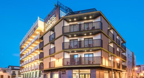 Exterior view, HOTEL MERCE in Costa Brava y Maresme