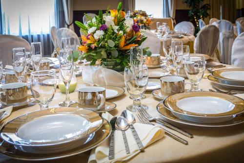 會議室/宴會廳, Gold Miners Inn Grass Valley, an Ascend Collection Hotel in 草谷