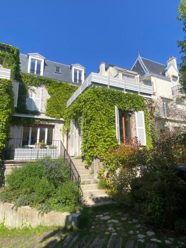 Grande maison de charme in Анхьєн-ле-Бен