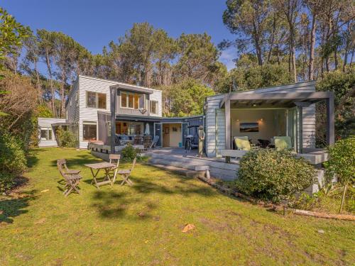 Viesnīcas āriene, Pine Haven - Matarangi Holiday Home in Matarangi