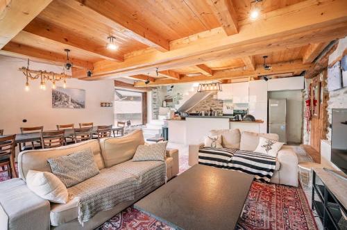 Ferme Saint-Aubin near Mount Pourri