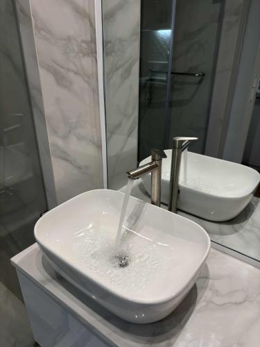 Sea Residences, Manila