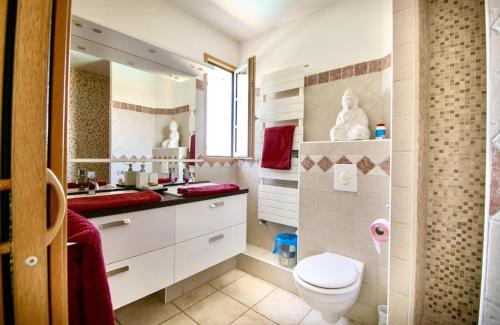 Evasion Provencale : Villa Elegante pour 10 Personnes – Villars, UT