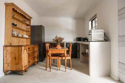 Farm Cottage - Mountain View,Fireplace,Outdoor Braai in Riversdeilas