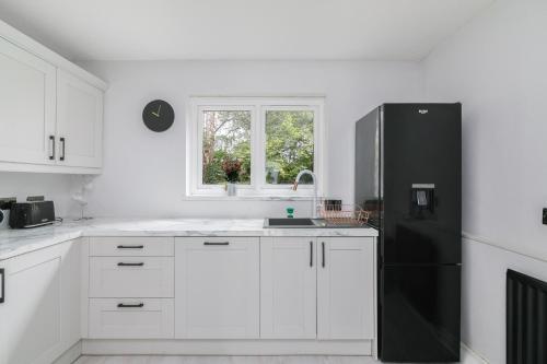 Stylish 1BD Canal-Side Flat with Private Garden, Birmingham (fotografie 4)