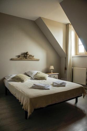 Auberge de la fontaine aux loups in Saint-Sulpice-le-Dunois