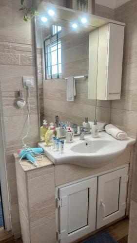 Baño, Geethani's Villa in Hanwella