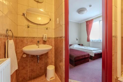Hotel Palota City, Будапешт (фото 8)