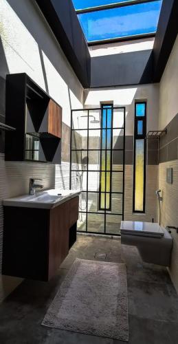 Private Chalet in Dabouq , Night-Lit, Ammán (fotografie 9)