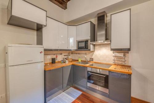 Appartamento-Via dei Pilastri 32 - image 4