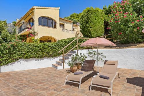 Authentic groundfloor apartment in beautiful villa, Javea in El Rafalet
