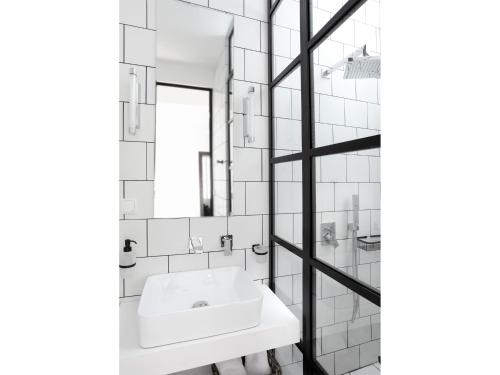 Athens View Loft - 02 - image 7