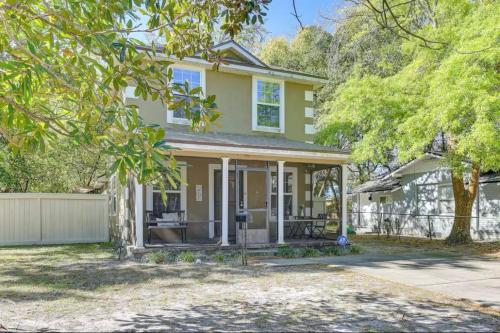 The W 18th Haven Two-Story Home Near Downtown Jax