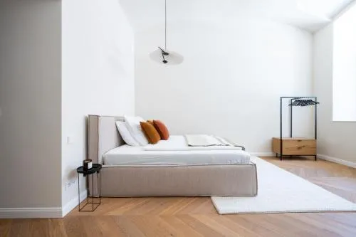 Stilvolles Altbau-Apartment direkt am Naschmarkt in Wien, Österreich