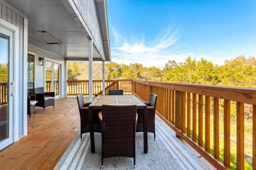 Mountain Top Retreat in Canyon Lake (TX)