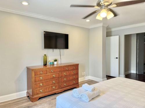 Atlanta Downtown Onsite Parking King! 3BR LM 06 Units detail