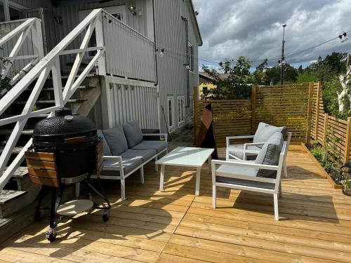 Fantastic villa with pool near Stockholm in 엔스케데