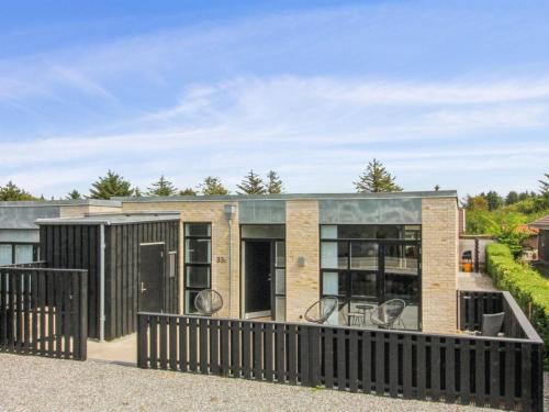  Holiday Home Laulu - 2km from the sea by Interhome, Unterkunft in Blokhus