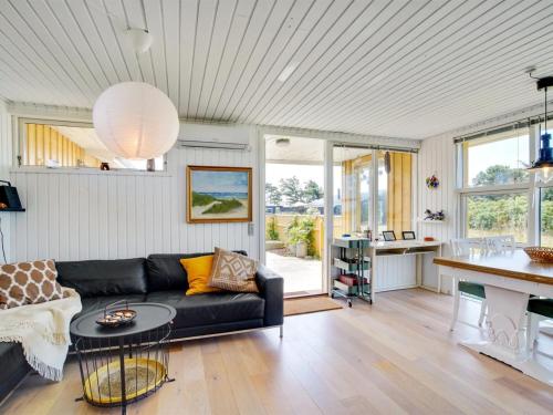 Holiday Home Uffi - 300m from the sea by Interhome in Skallerup