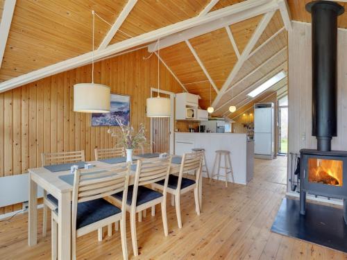 Holiday Home Norna - 300m from the sea by Interhome in St. Fuglede