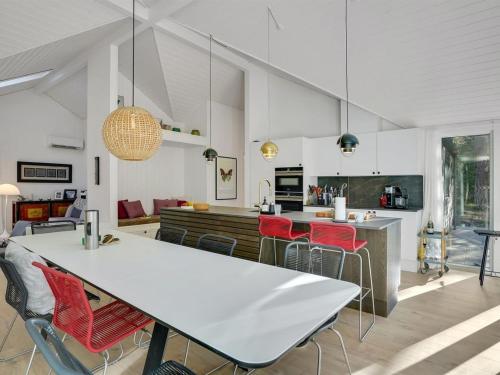 Holiday Home Iwa - 475m from the sea by Interhome in Ornum