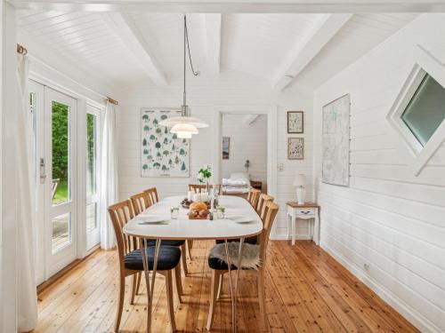 Holiday Home Nititzki - 600m from the sea by Interhome in 尼克賓西蘭島