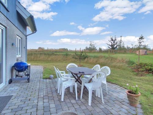 Apartment Ettie - 6km from the sea by Interhome in Faxe