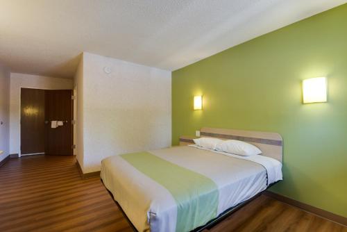 Motel 6-Statesville, NC in Statesville, USA