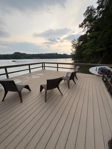 The Overlook at Lake James in Marion (NC)