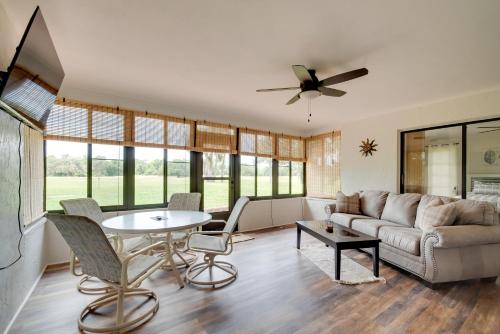 Walk to Lake Geataway with Yard in Inverness in Hernando (FL)