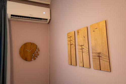 1 minute to main Street & NDK & Free Parking, Sofia (photo 7)