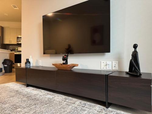 Cozy Abode in Vickery Meadow