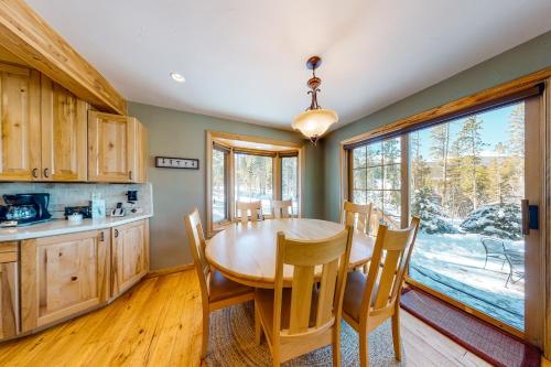 American Way Chalet – Breckenridge, CO