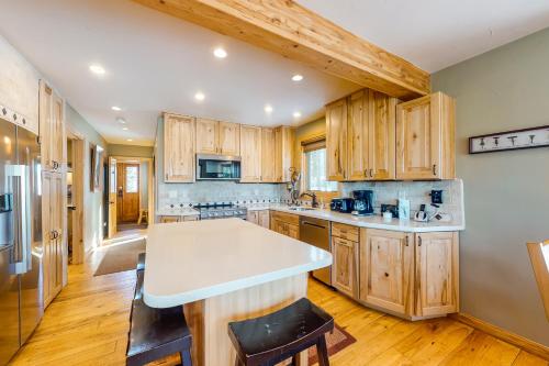 American Way Chalet – Breckenridge, CO