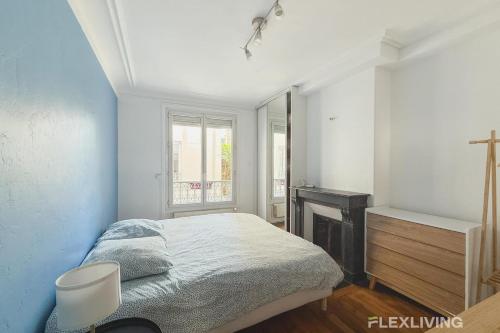 Charming Room in shared 2-Bedroom Apartment in Paris 5, Paryż