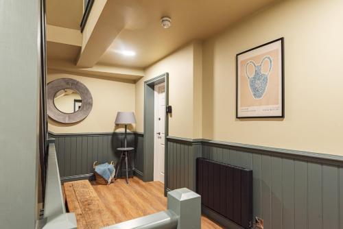 外部景觀, Central Whitchurch - Lowcross House Guest Bedroom 4 in 維特祖治